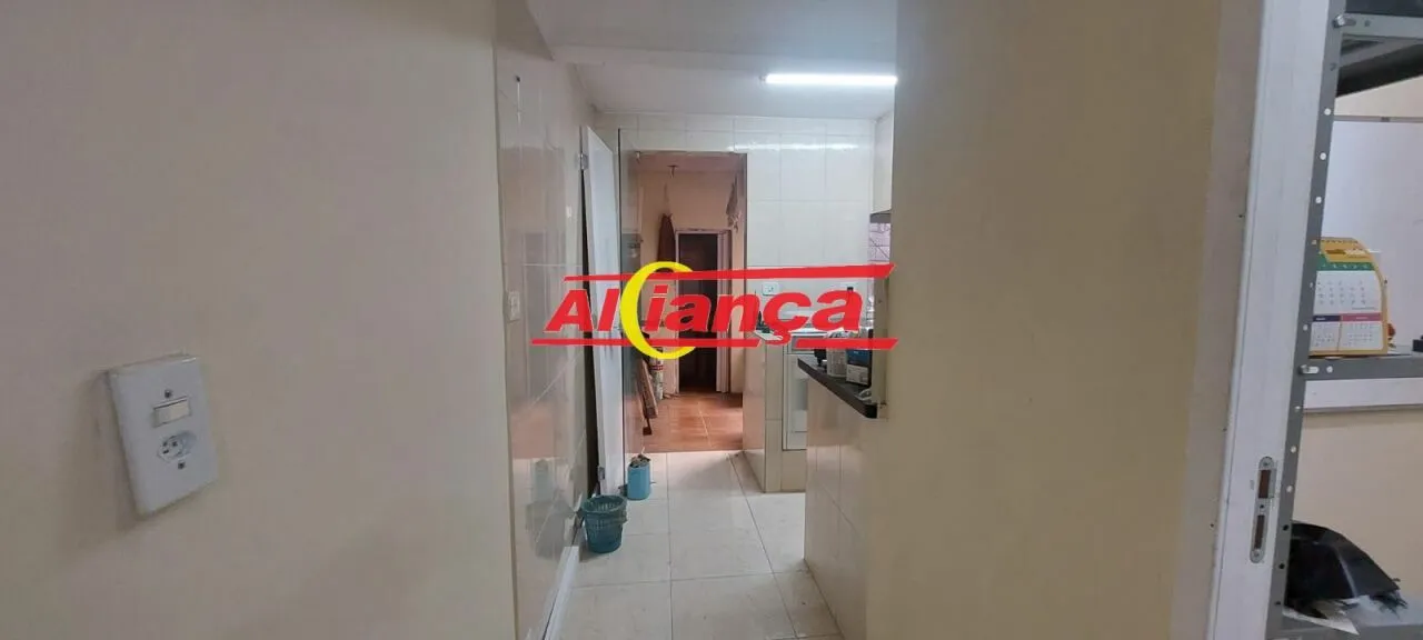 Sobrado residencial para alugar com 3 quartos, 1 vaga de garagem - Inocoop - Guarulhos por