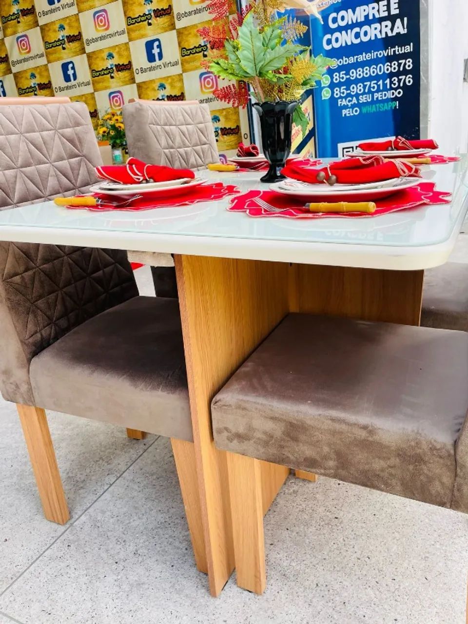 Conjunto De Luxo Mesa De 4 Lugares Frida C/Cadeiras Acolchoadas Freijó/Off White - Em Ofer - Foto 4