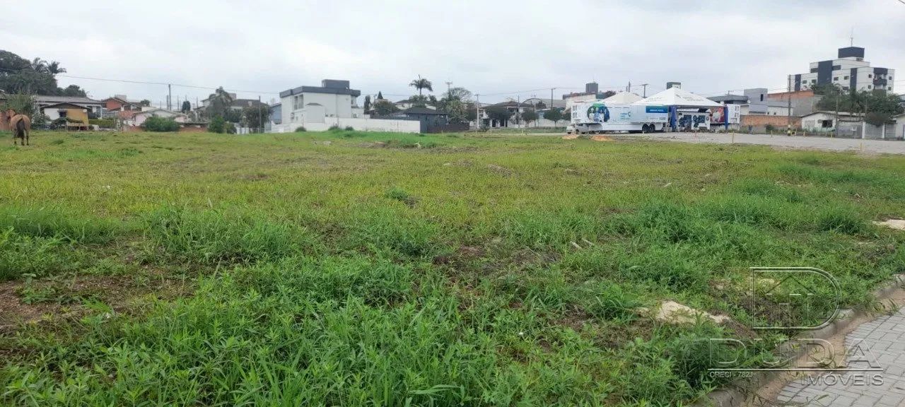 Terreno à venda no Jardim Elizabete, Içara