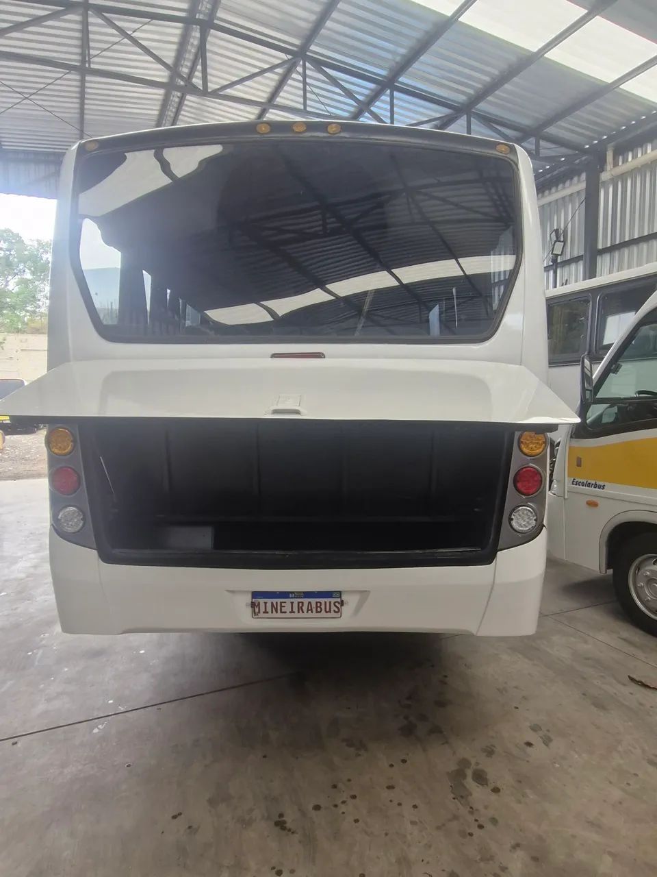 NEOBUS MERCEDES-BENZ 915 - Foto 6