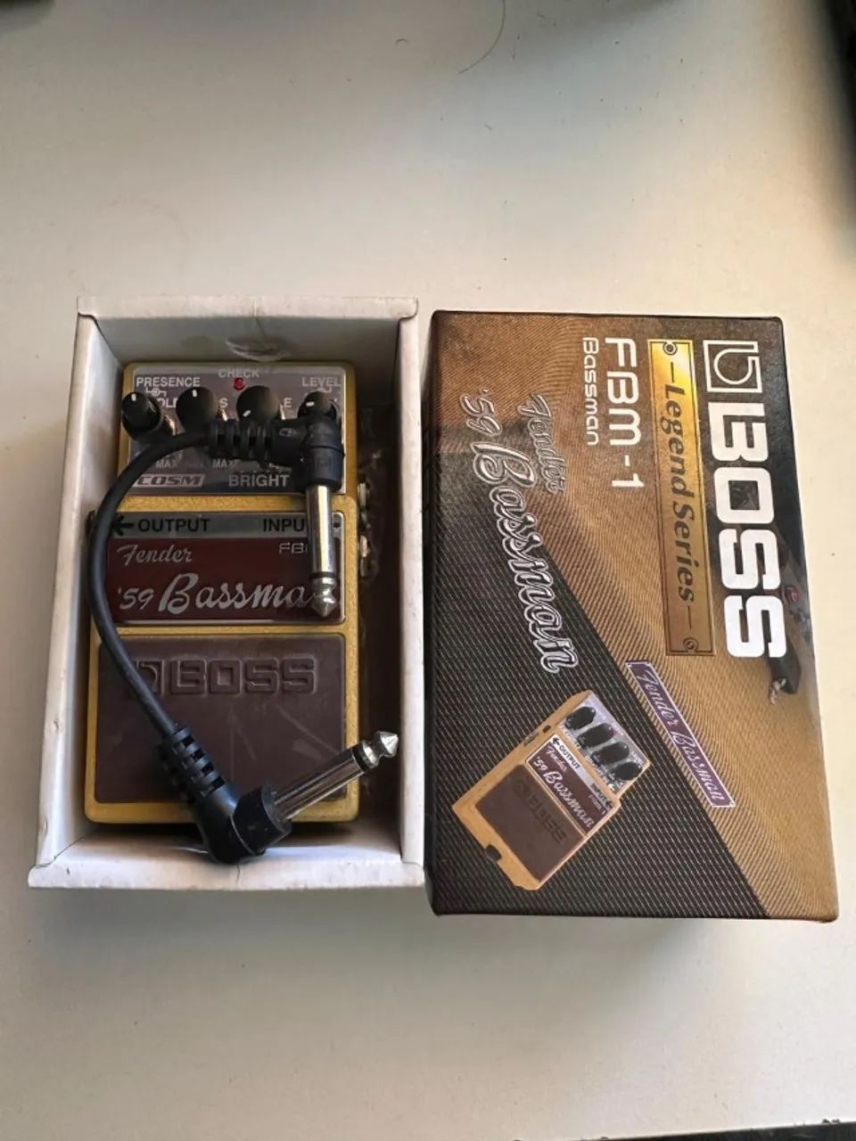 boss fbm-1 (fender 59 bassman, legend series descontinuado