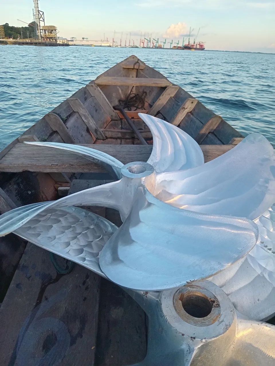 Hélice para Barco em Perfeito Estado