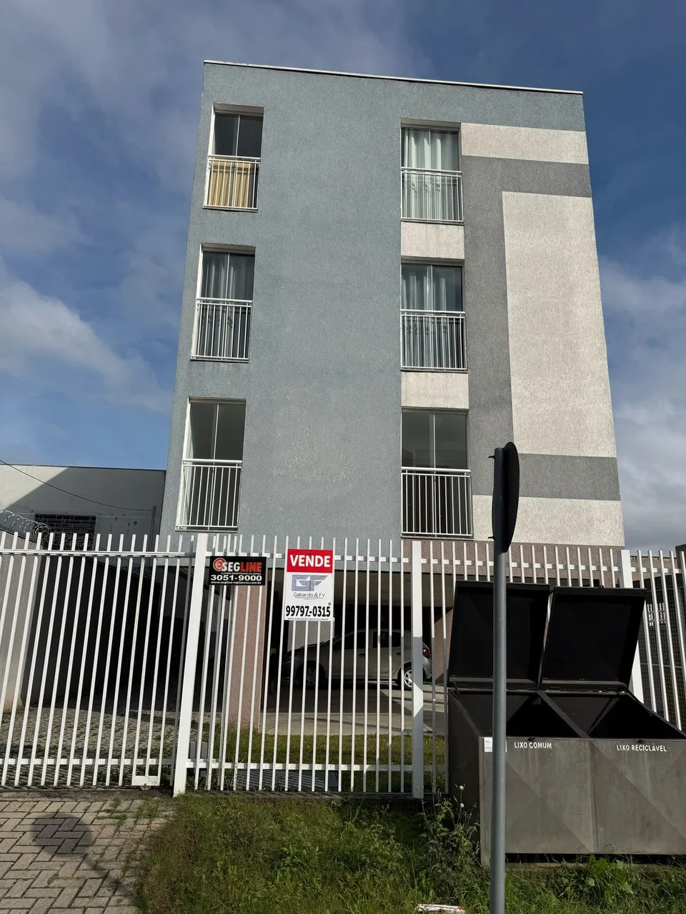 Apartamento para Venda, Pinhais / PR, bairro Pineville, 3 dormitórios, sendo 1 suíte