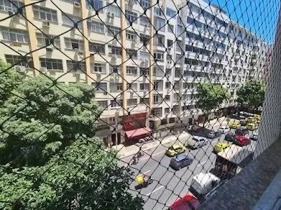Quarto e Sala à venda em Copacabana