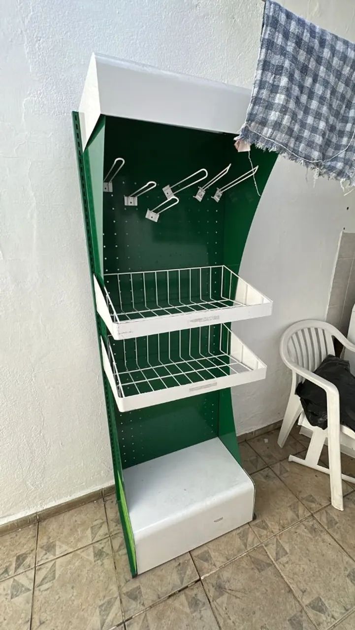 Expositor e Prateleira para Comércio