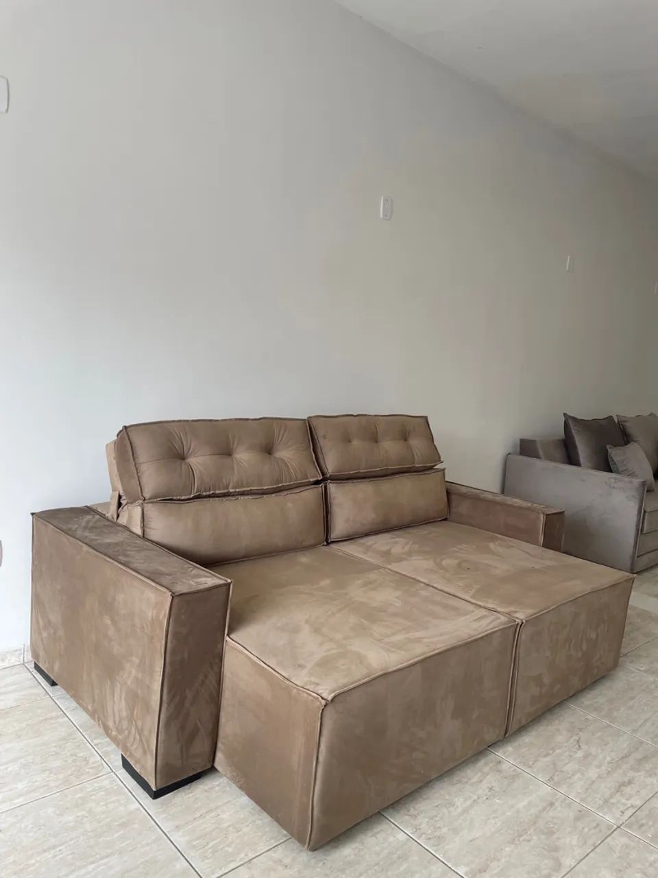 Sofá 4 Lugares Confortável e Moderno - Foto 2
