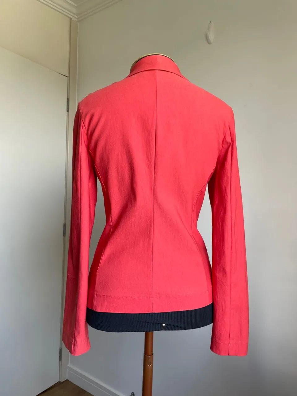 Blazer Feminino tam 38 laranja Yegrina  - Foto 2