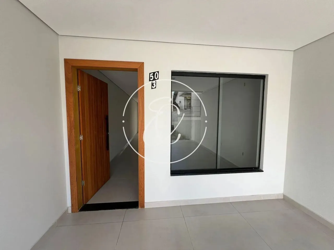 Casa Geminada à Venda no Boa Vista, Joinville - 3 Quartos, Suíte e Churrasqueira!