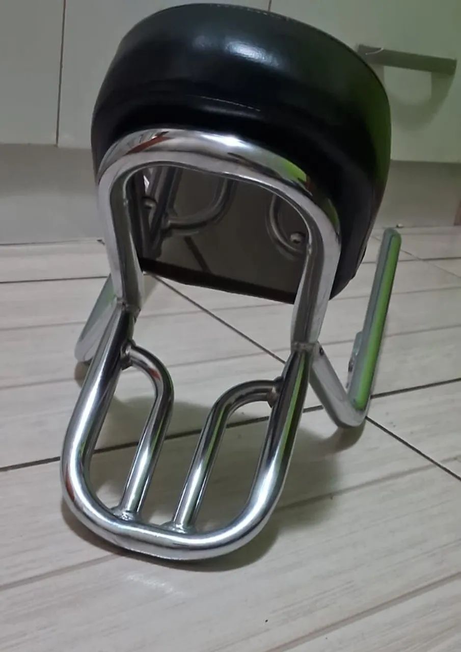 Sissy Bar com Encosto e Bagageiro para Motos - Foto 5