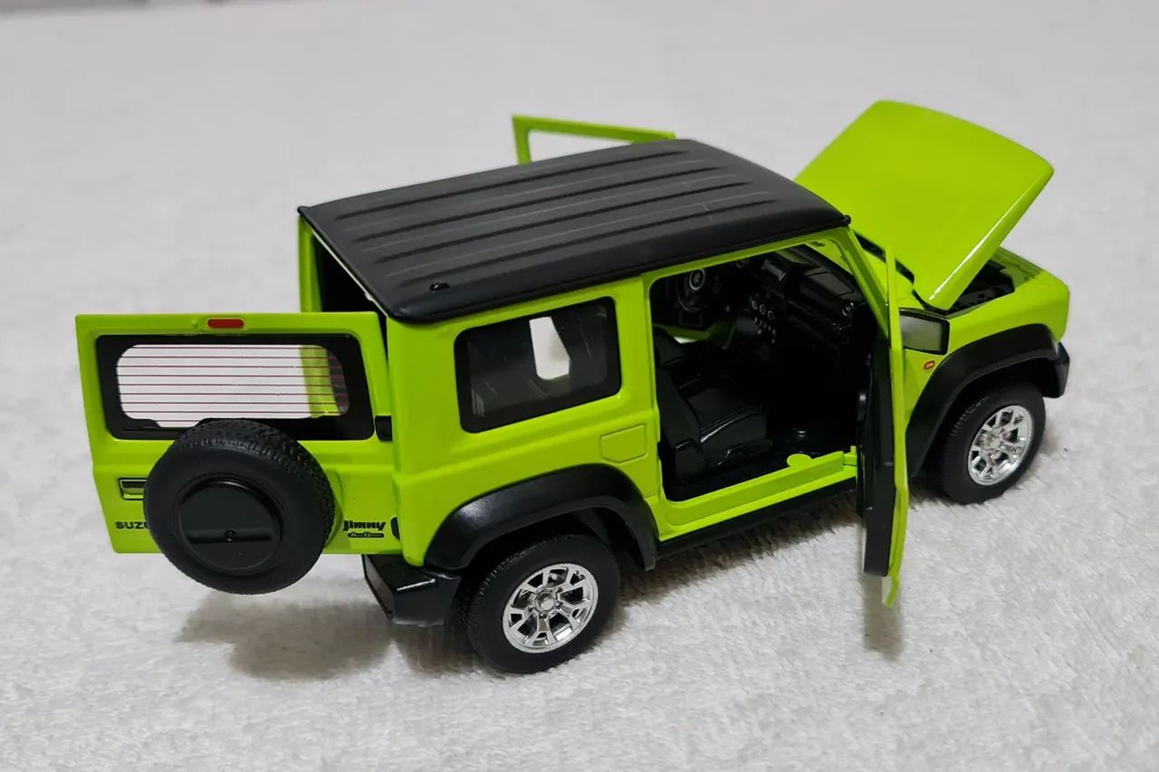 Carrinho miniatura Susuki Jimmy  - Foto 3