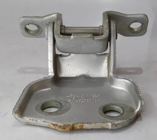 Dobradiça Superior Traseira Esquerda Chery Qq 2011 - 2015