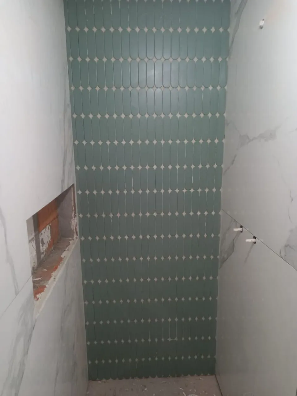 Revestimento Cerâmico em Padrão Elegante