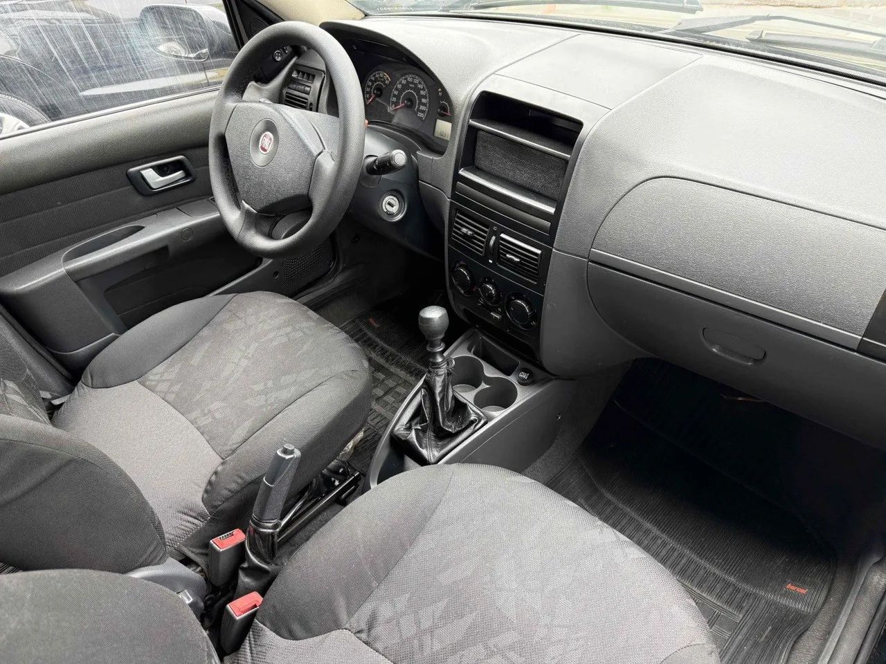 Fiat Siena EL 1.0 MPI Fire Flex 8V 4P 2010 - Foto 8