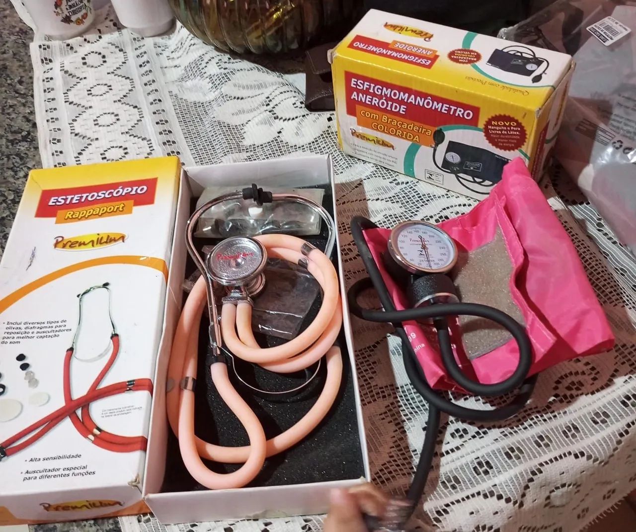 Kit Médico Completo - Estetoscópio e Esfigmomanômetro