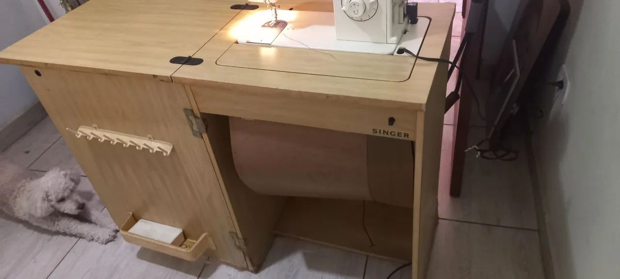 Máquina de costura Singer facilita 64168514574466120
