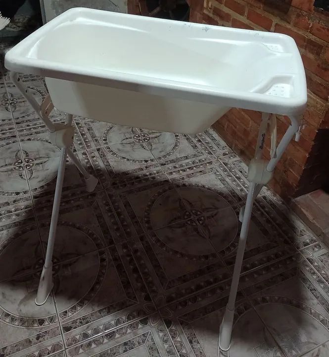 Banheira com suporte. - Foto 3