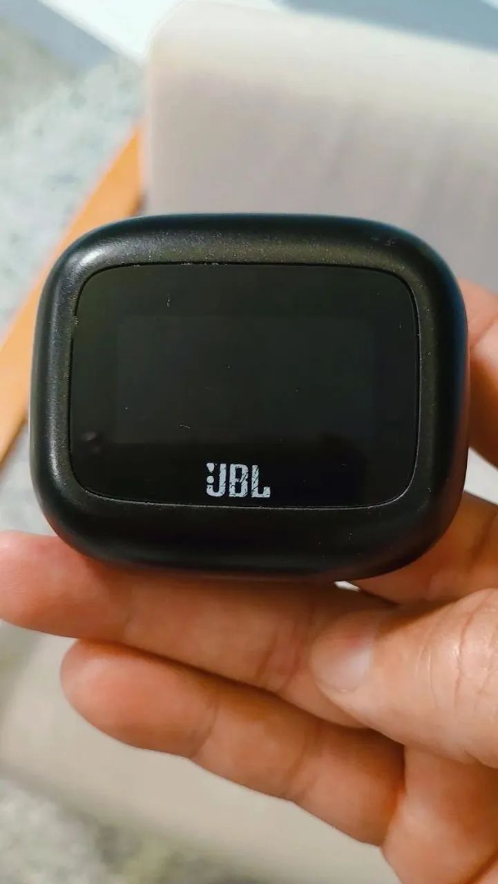 Fone de ouvido bluetooth JBL 