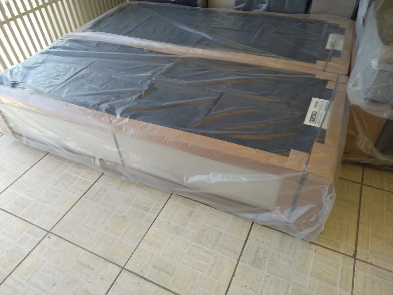 Box baú Queen novo 158 x 198 - Foto 3