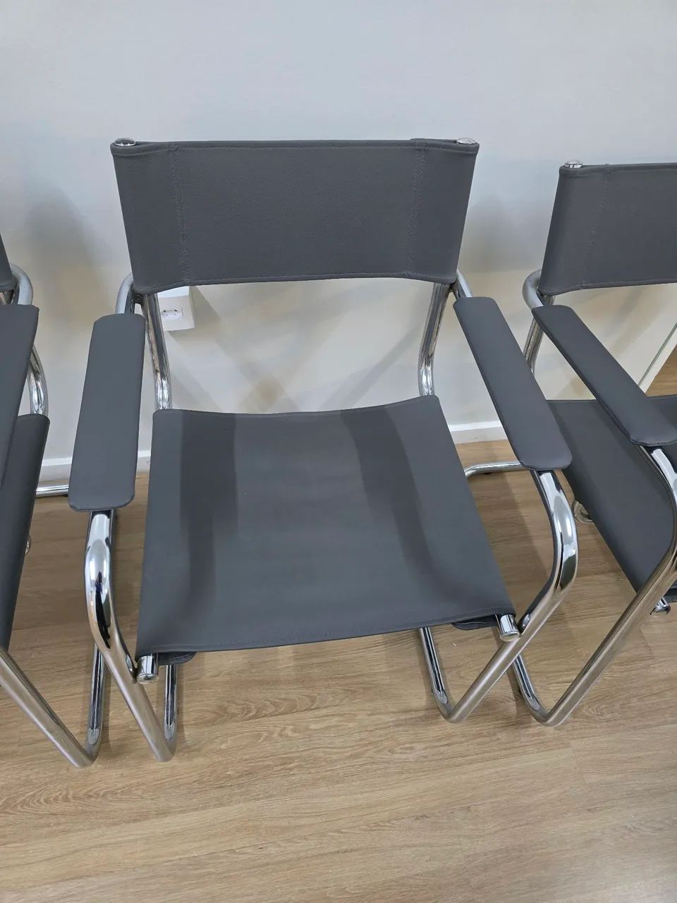 Cadeiras para escritório com design moderno - Foto 2