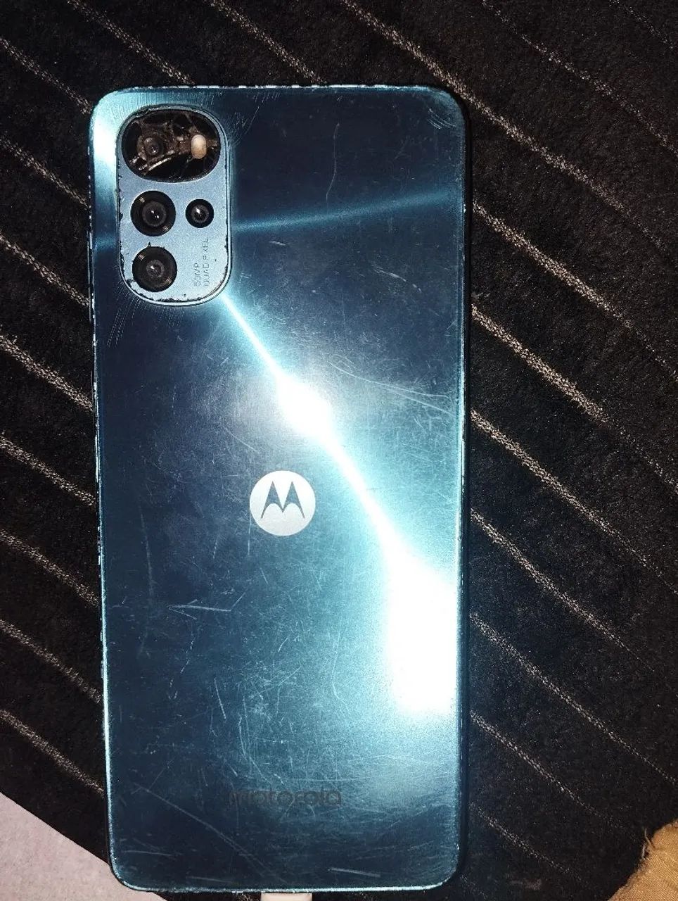 Moto g22 usado 