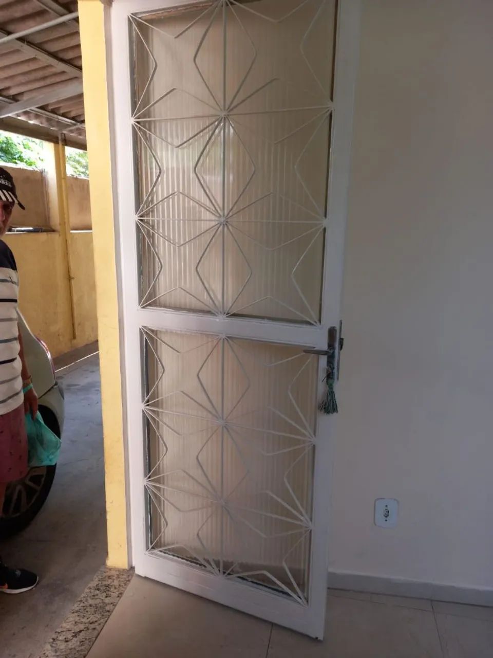 Alugo casa Osvaldo Cruz R$900,00 com um mês de depósito 