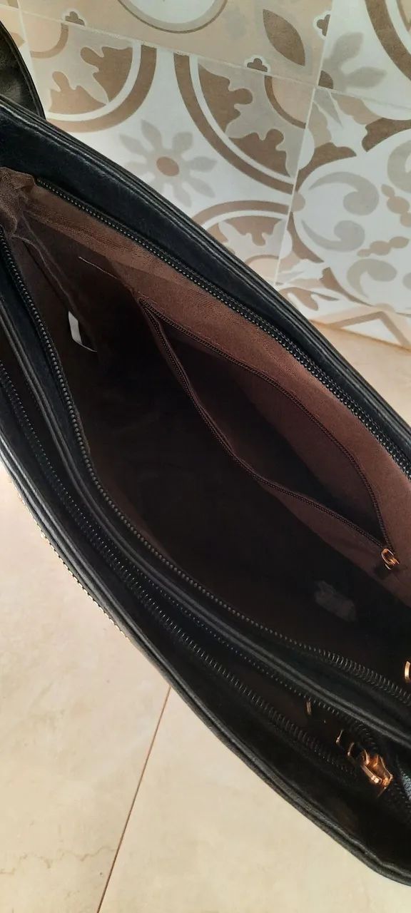 Bolsa Tira-Colo Preta Feminina - Foto 5