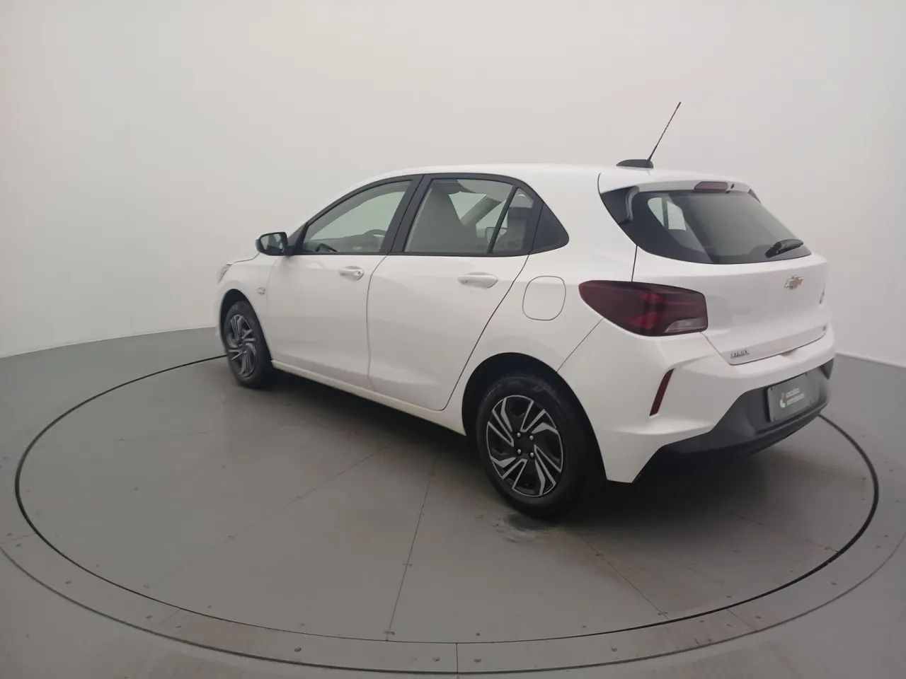 Chevrolet Onix Hatch LT 1.0 12V TB Flex Mec. 4P, foto 3 de 18