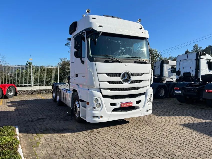Mercedes-Benz Actros 2651 S 6x4 | Selectrucks.