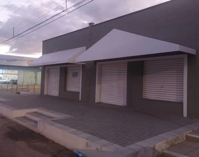 Aluga-se Prédio comercial Av. Alberto Maranhão