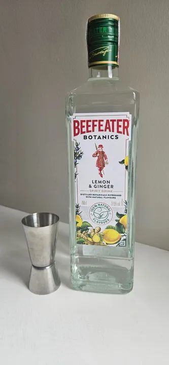 Kit gin Beefeater (garrafa + dosador) 