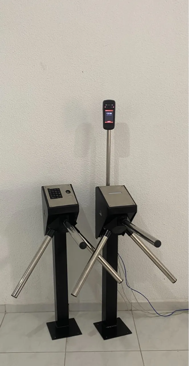 Catracas eletrônicas para controle de acesso