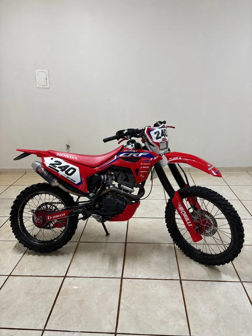 CRF230F 