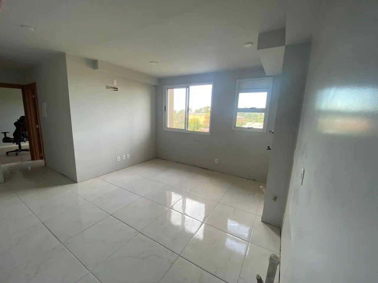 Aluga apartamento de 2 quartos com elevador - Estancia Velha - Canoas - Foto 4