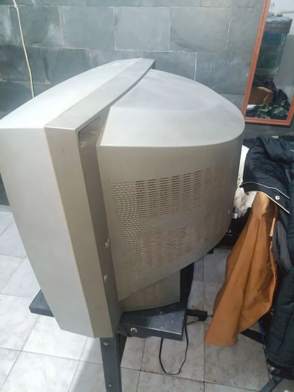 Vendo tv 29 polegadas tubo Toshiba sem controle  - Foto 3
