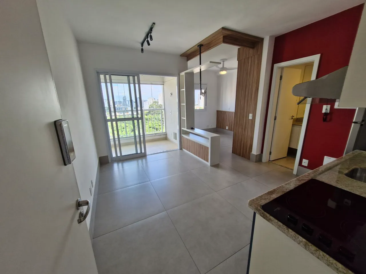 Studio na vila madalena com uma vista maravilhosa, vaga de garagem ,piscina e academia.