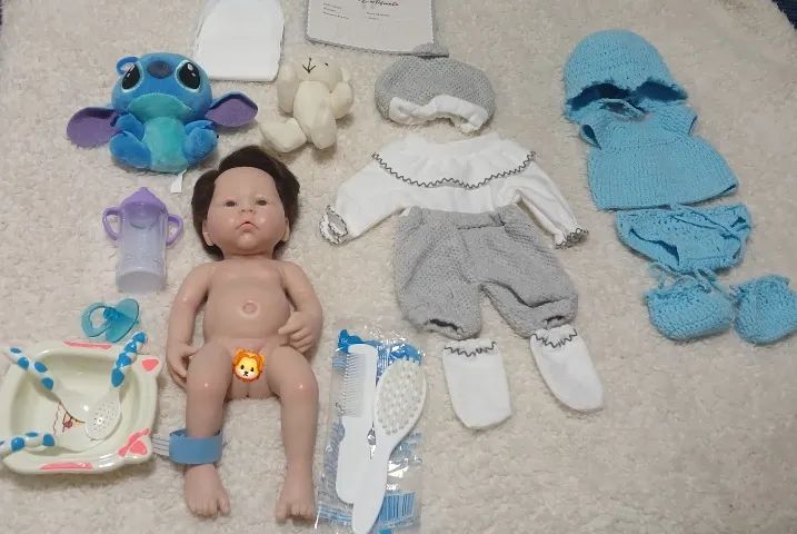 Boneca bebê reborn de silicone sólido menino 