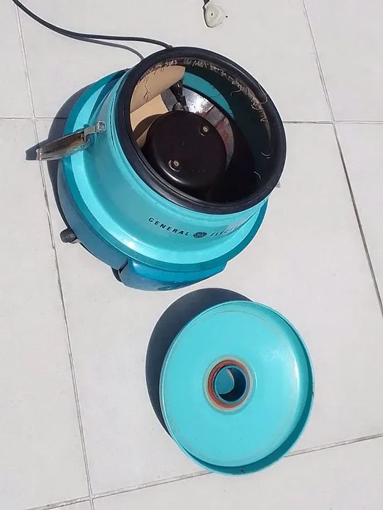 Aspirador de Pó Elétrico General Eletric 850 Super - Azul Turquesa - Foto 5