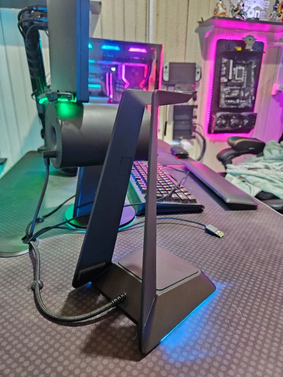 Base Station Razer Chroma para Headset - Periféricos e Acessórios