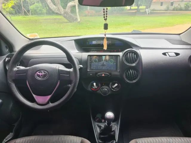 Toyota Etios 1.3X 2019 Manual - Foto 9