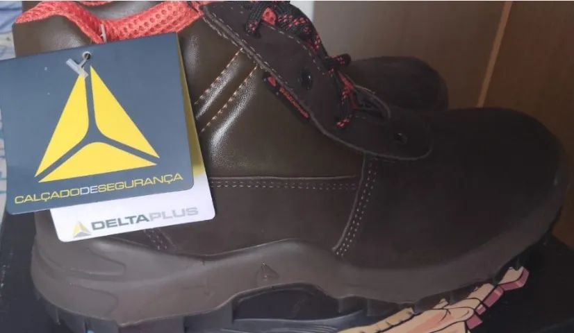 VENDO BOTINAS DE SEGURANÇA DE ALTÍSSIMA QUALIDADE - EPI