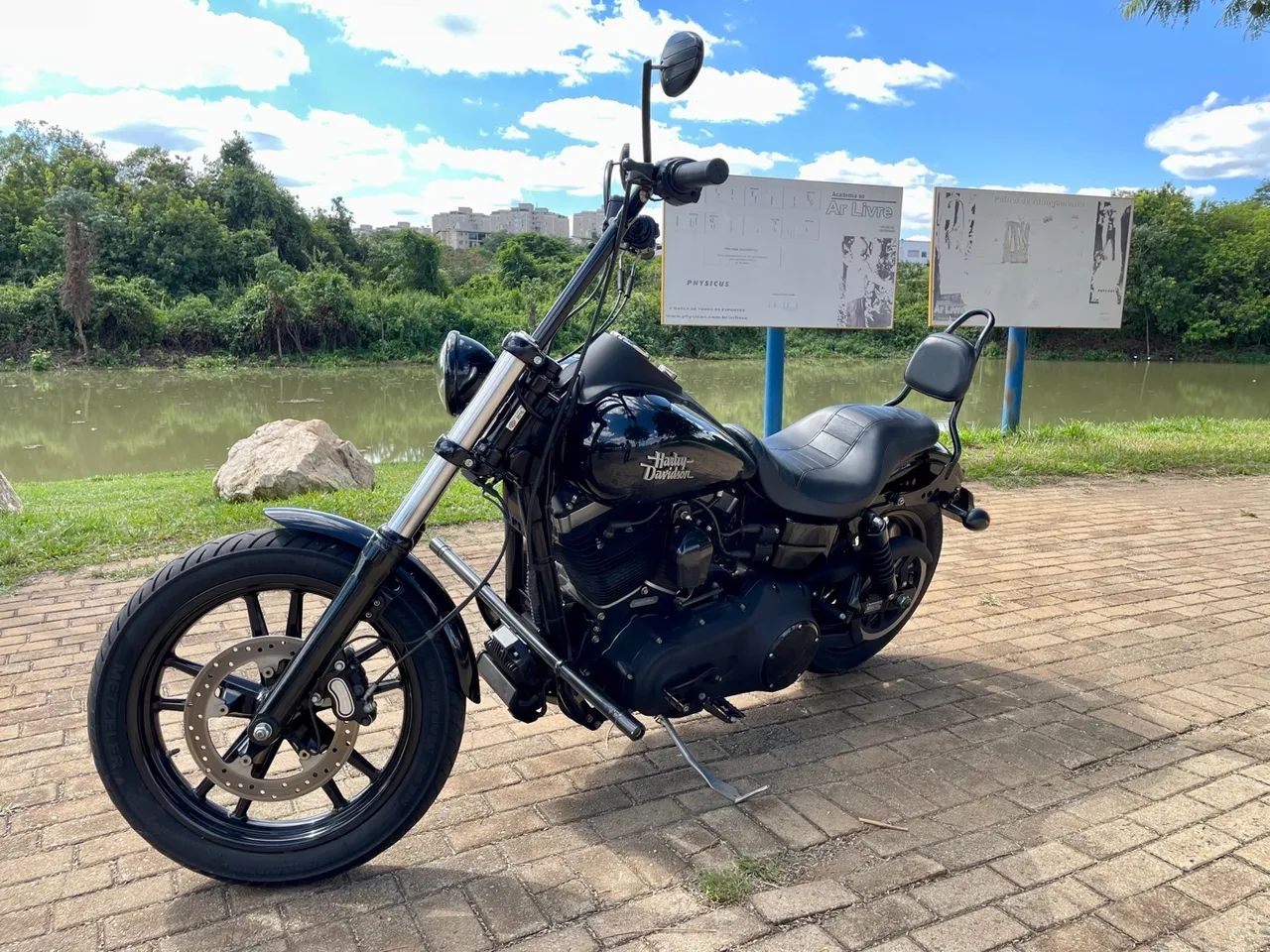 HARLEY DAVIDSON STREET BOB FXDB 2016 - Foto 3