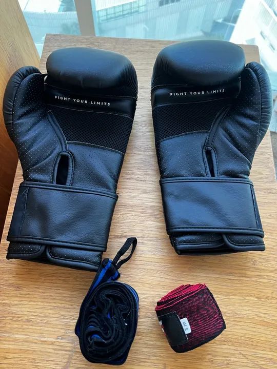 Luvas de Boxe/Kickboxing/Muay Tamanho M (12oz) - Foto 2