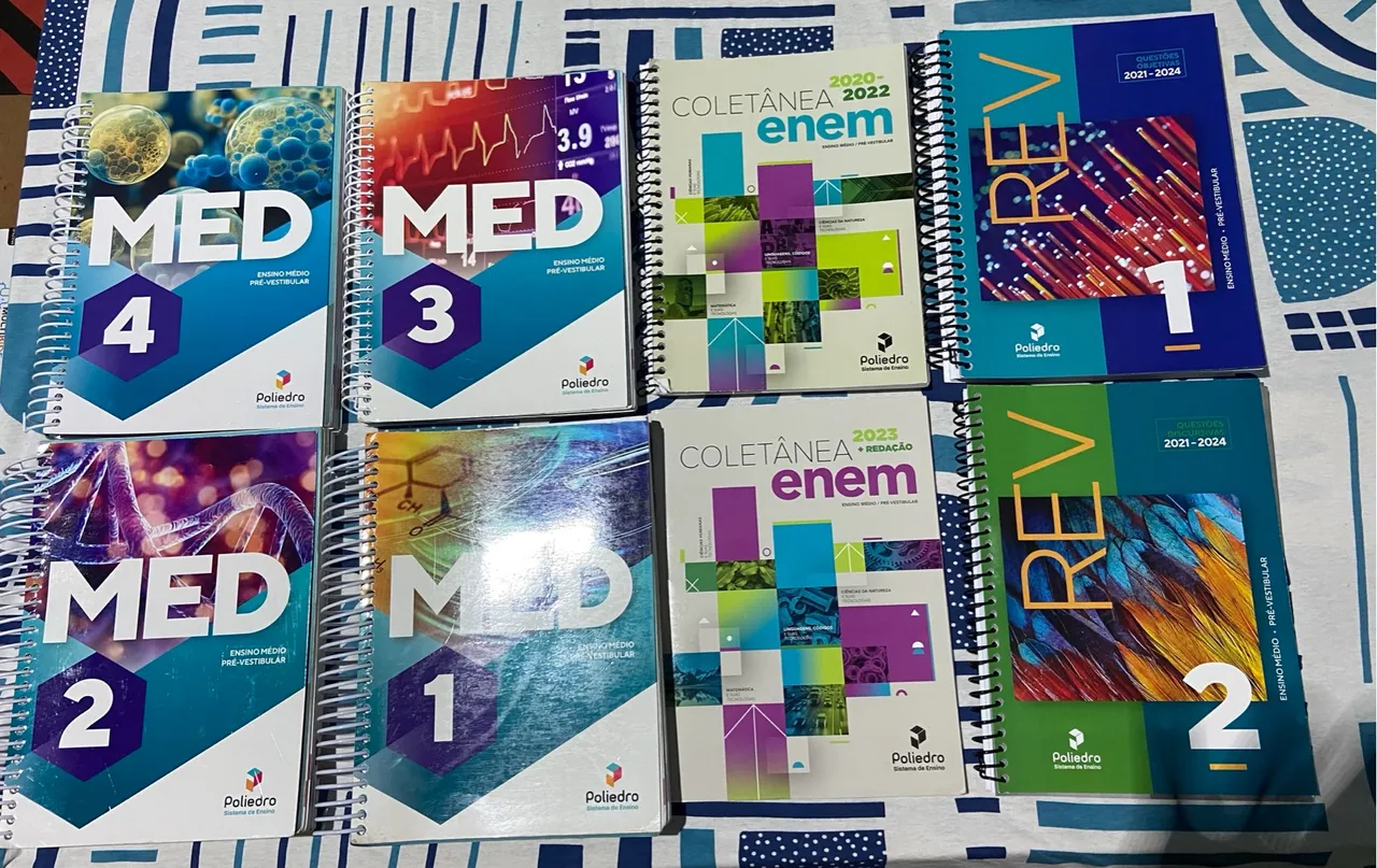 Livros Didáticos Poliedro - ENEM/ VESTIBULAR MED - 2021-2024