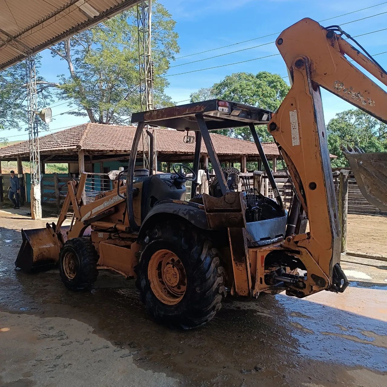 Retroescavadeira CASE 580M   - Foto 3