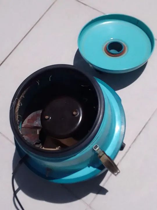 Aspirador de Pó Elétrico General Eletric 850 Super - Azul Turquesa - Foto 4