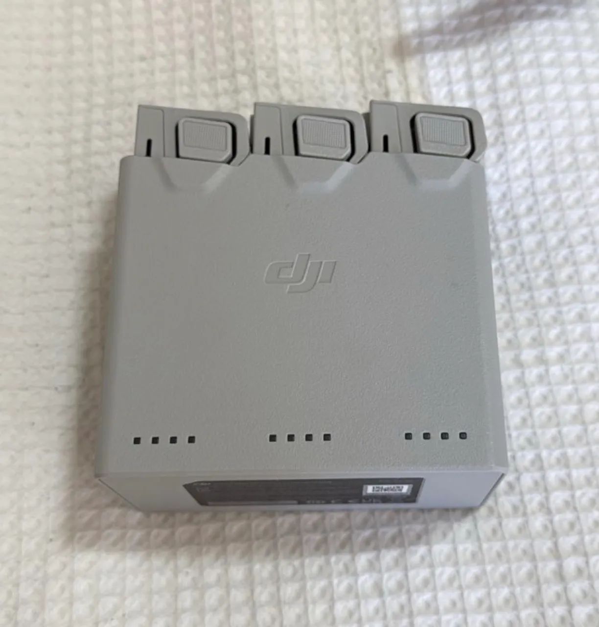 DJI MINI 4 PRO COMBO FLY MORE PLUS - Foto 4