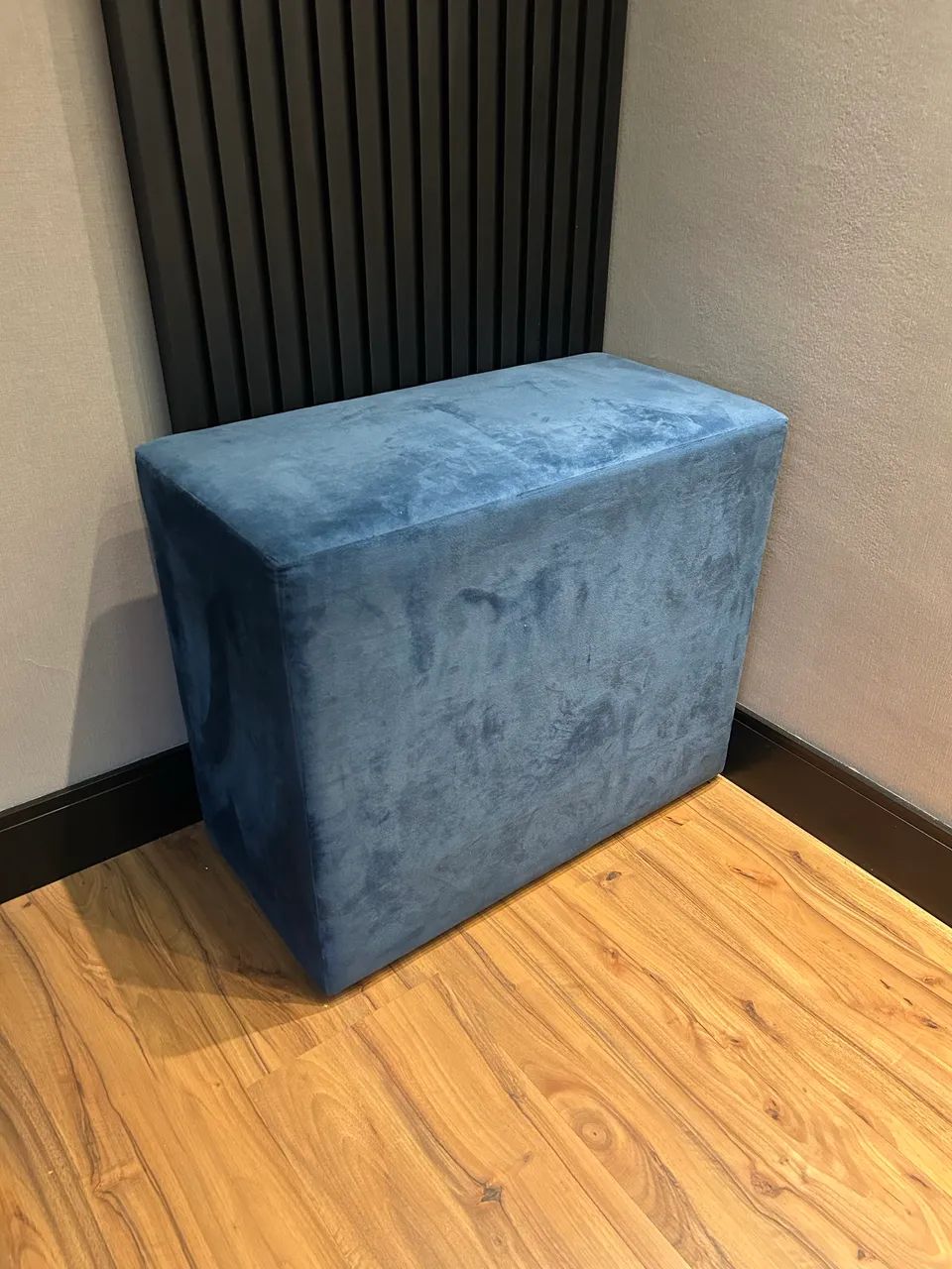 Puff azul rígido 80x40x60cm