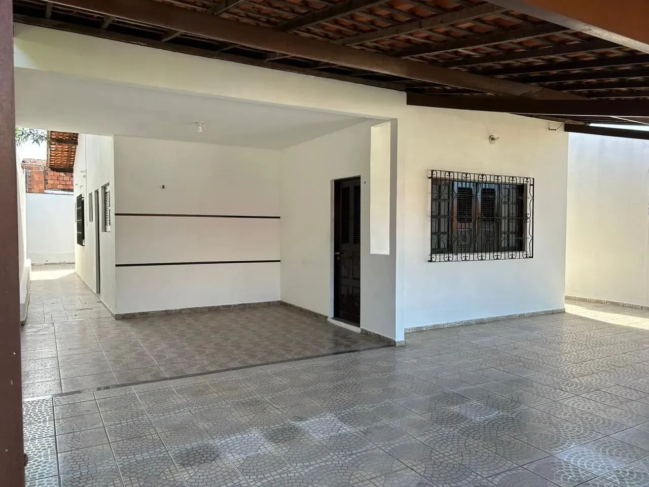 EXCELENTE CASA DE CONDOMÍNIO NO ARIRIZAL PARA LOCAÇÃO