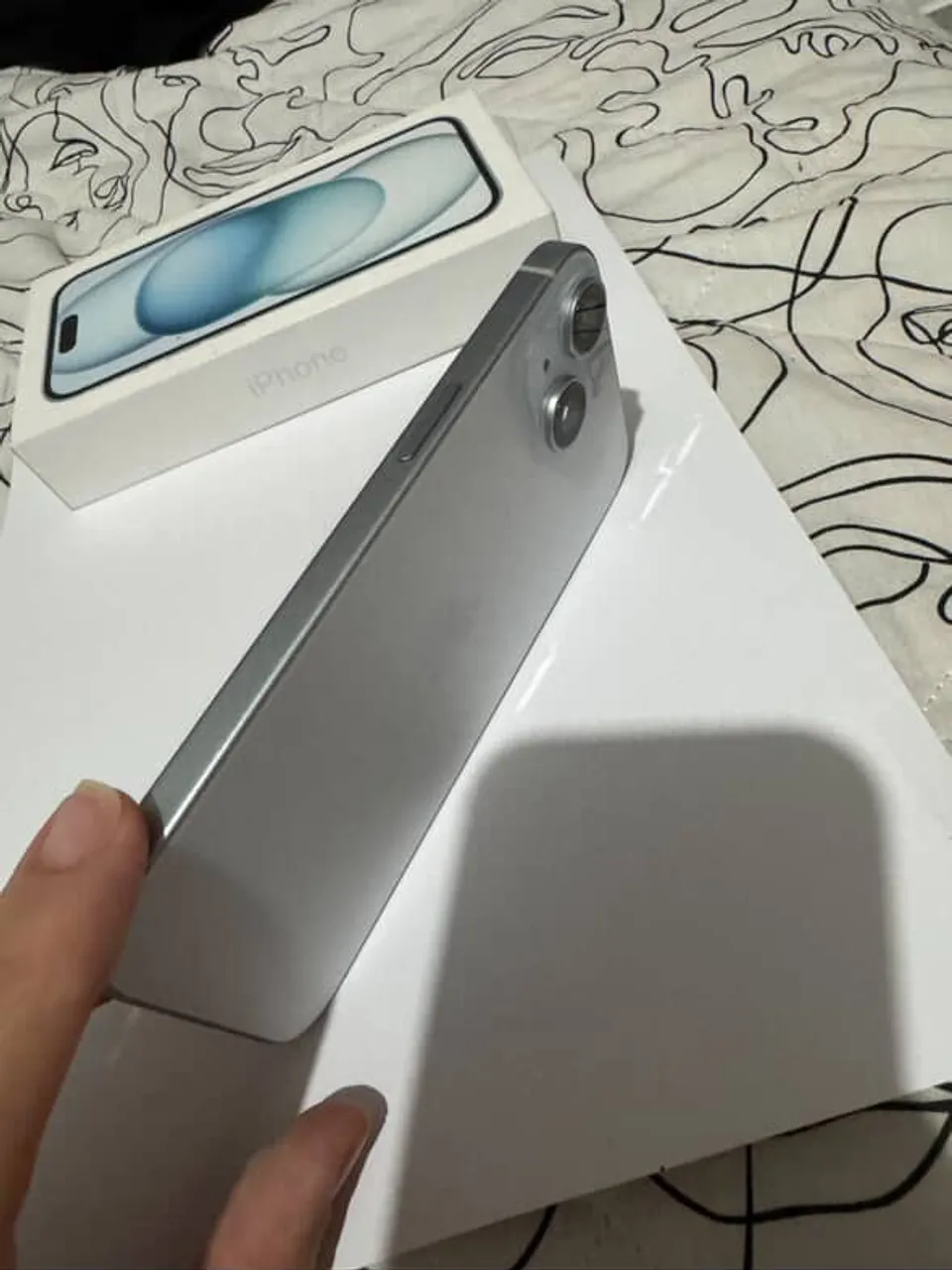 iPhone 15 na garantia