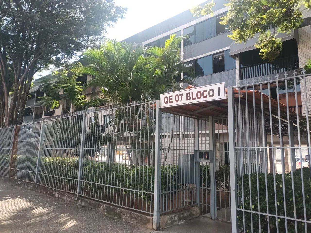 Apartamento 3qtos Guara I
